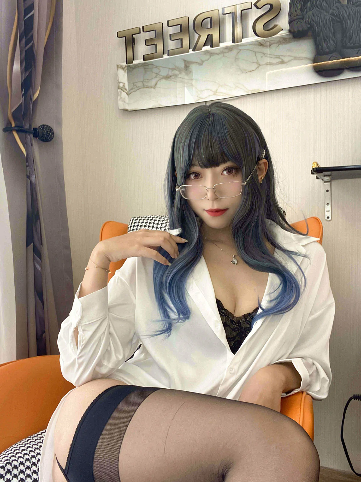 Money冷冷 – 全套47期&随包视频[59.9G-2025.4]-万千少女网红映画