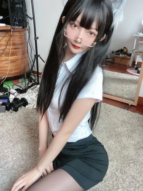 图片[3]-51酱 – 全套12期&随包视频[3.3G-2024.12]-万千少女网红映画