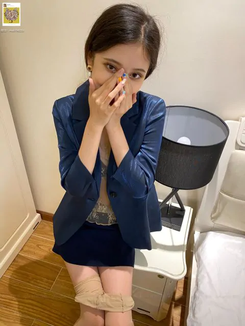 ISS系列 – 全套64期极品无内丝含配套视频-万千少女网红映画