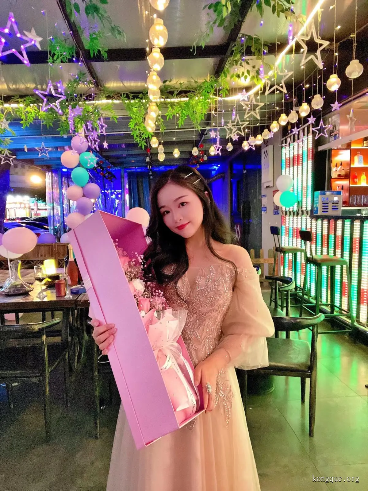 图片[13]-鱼鱼足影 – 全套足袜写真&视频[91期-2024.8]-万千少女网红映画